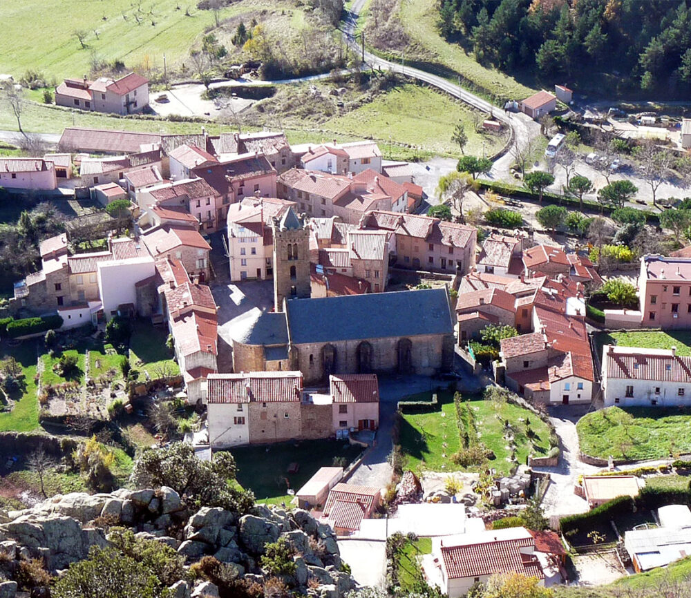 Coustouges en Vallespir - Pyrénées Orientales Coustouges en Vallespir - Pyrénées Orientales